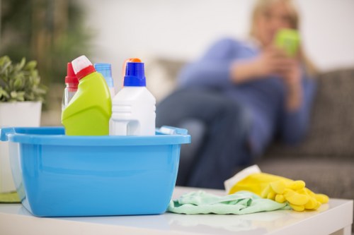 Carpet cleaning in a flat with access considerations typical of Elephant and Castle